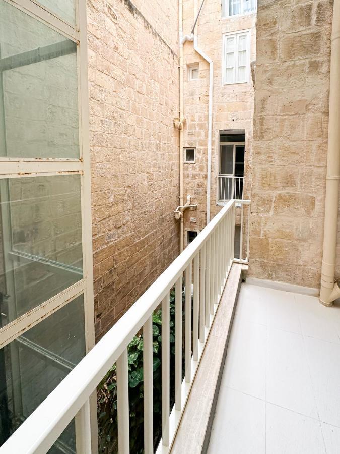 Modern Central 2Br Flat In Valletta By Arcobnb Kültér fotó