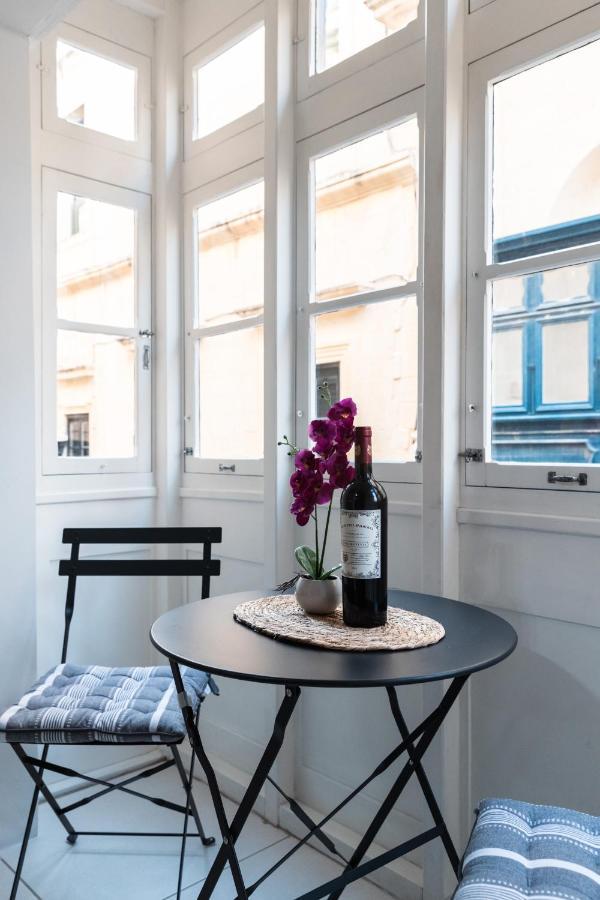 Modern Central 2Br Flat In Valletta By Arcobnb Kültér fotó